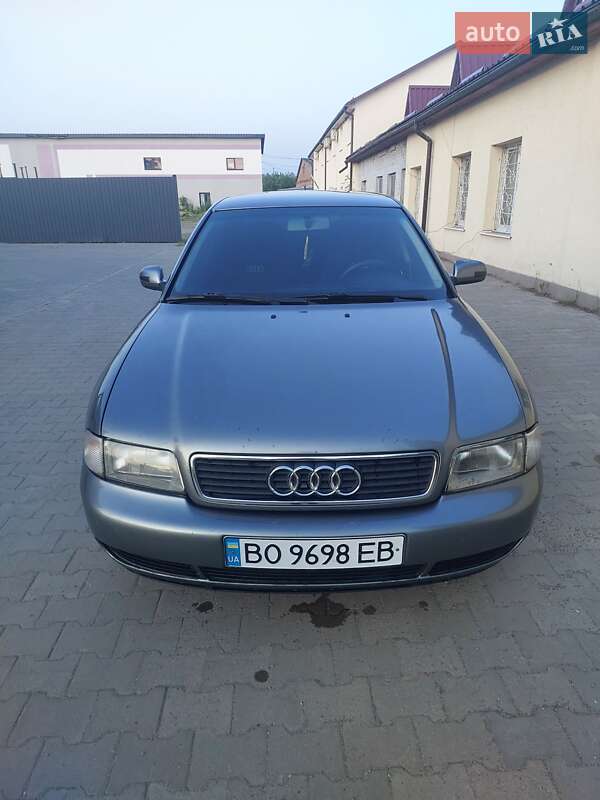 Audi A4 (1995)