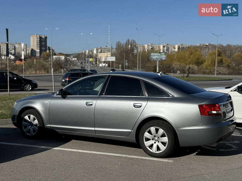 Audi A6 (2006)