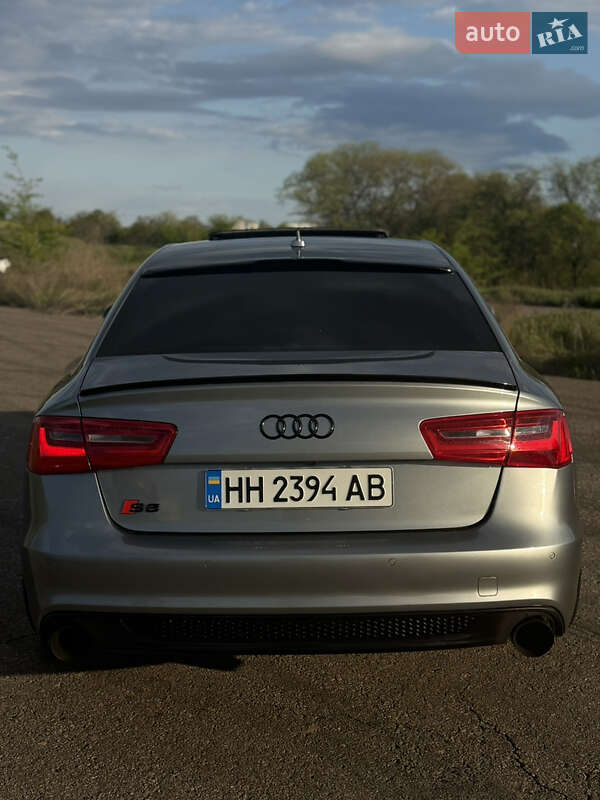 Audi A6 (2012)