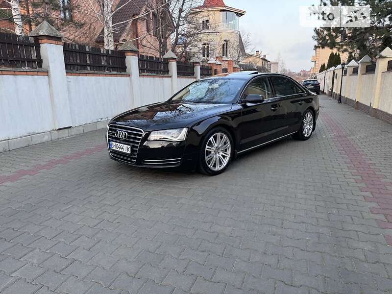 Audi A8 (2012)