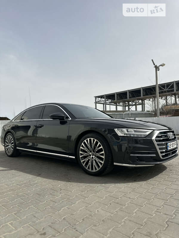 Audi A8 (2021)
