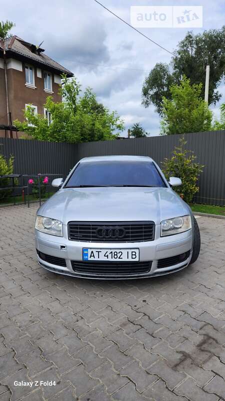 Audi A8 (2002)