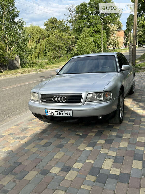 Audi A8 (2001)