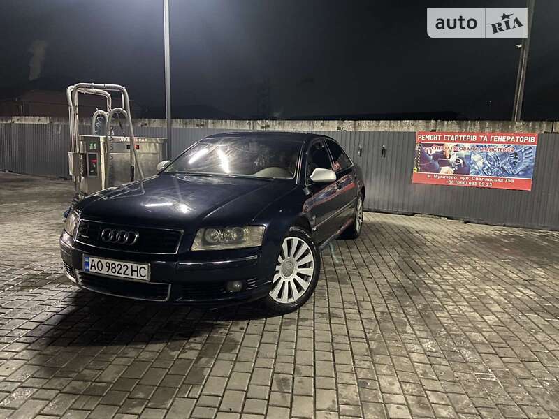 Audi A8 (2004)