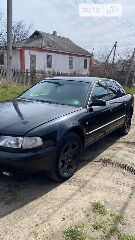 Audi A8 (1998)