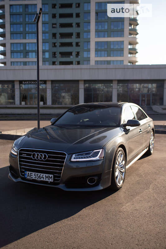 Audi A8 (2016)