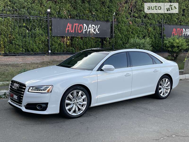 Audi A8 (2016)