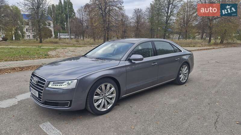 Audi A8 (2015)