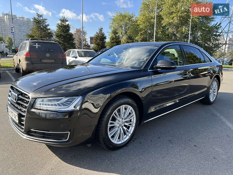 Audi A8 (2017)