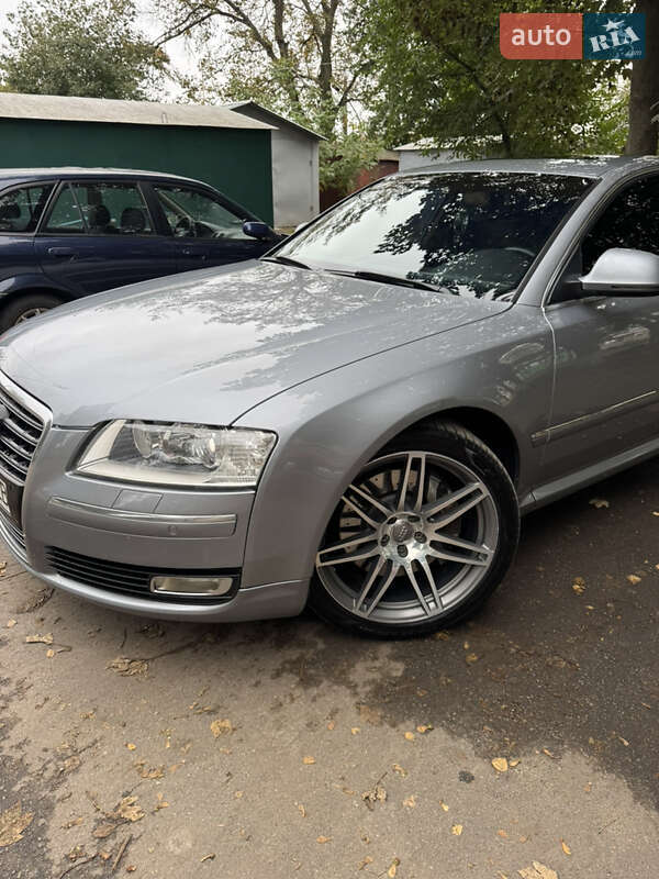 Audi A8 (2008)