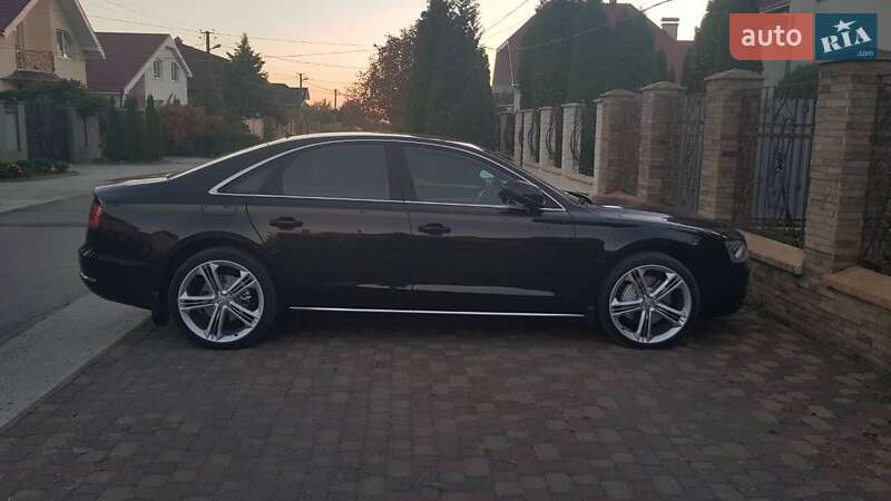 Audi A8 (2012)