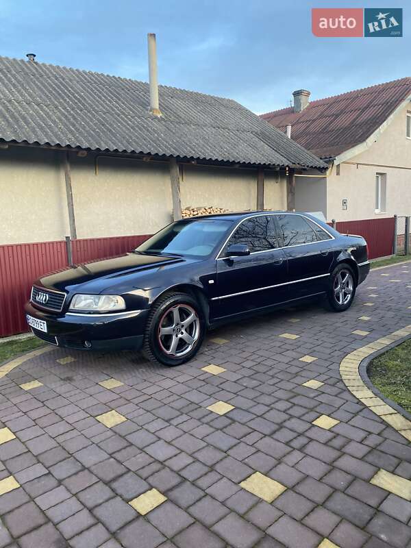 Audi A8 (1999)