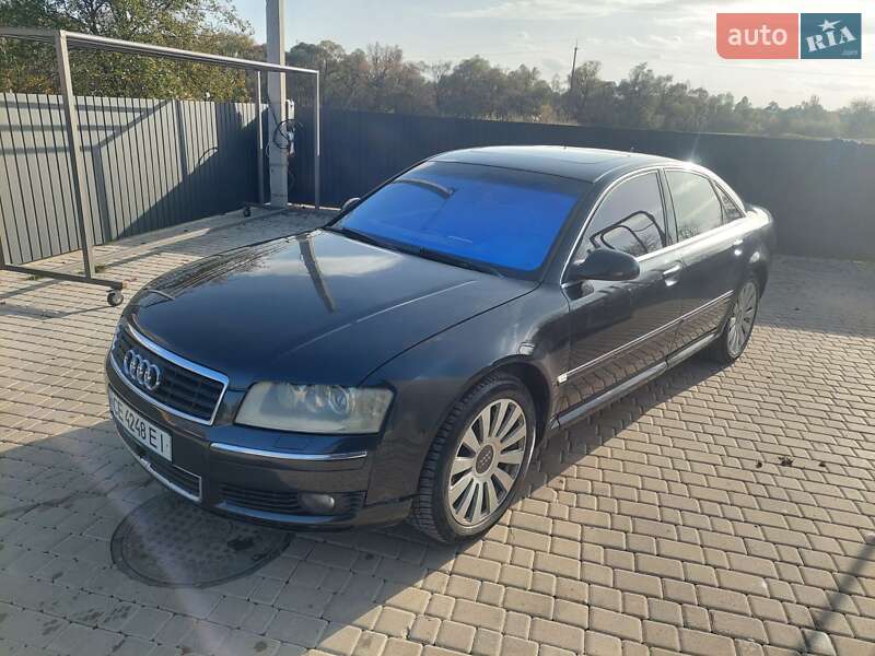 Audi A8 (2004)