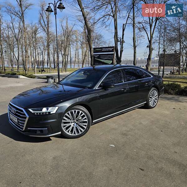 Audi A8 (2021)