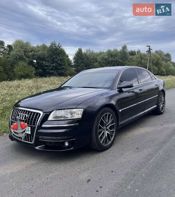 Audi A8 (2004)