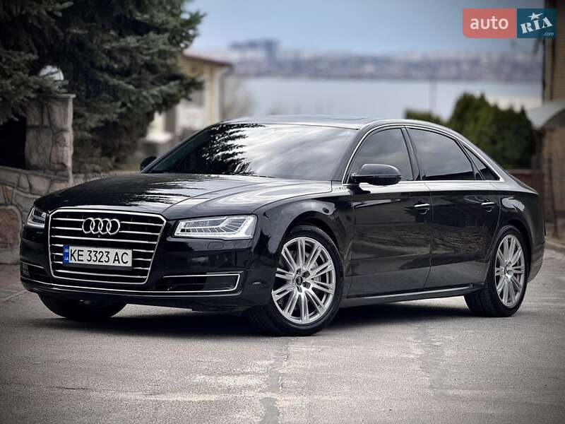 Audi A8 (2017)