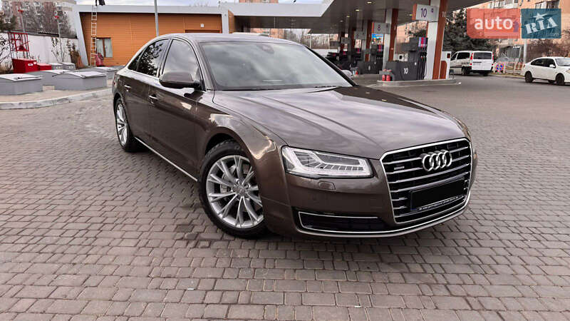 Audi A8 (2015)