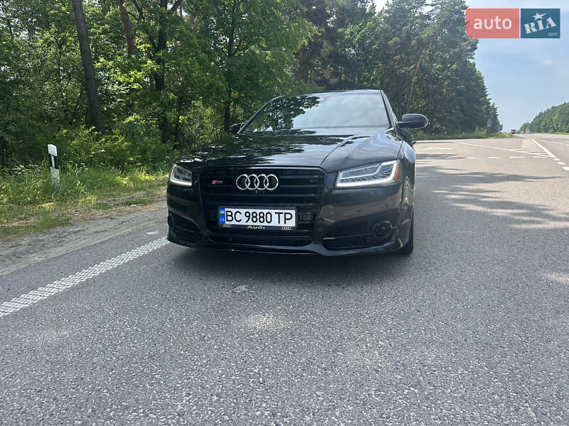 Audi A8 (2016)
