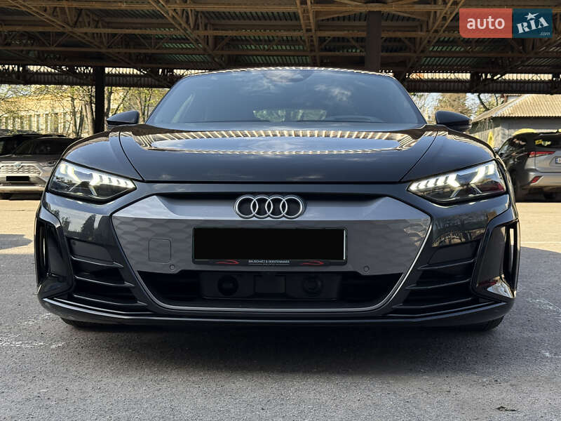 Audi E-tron gt (2021)