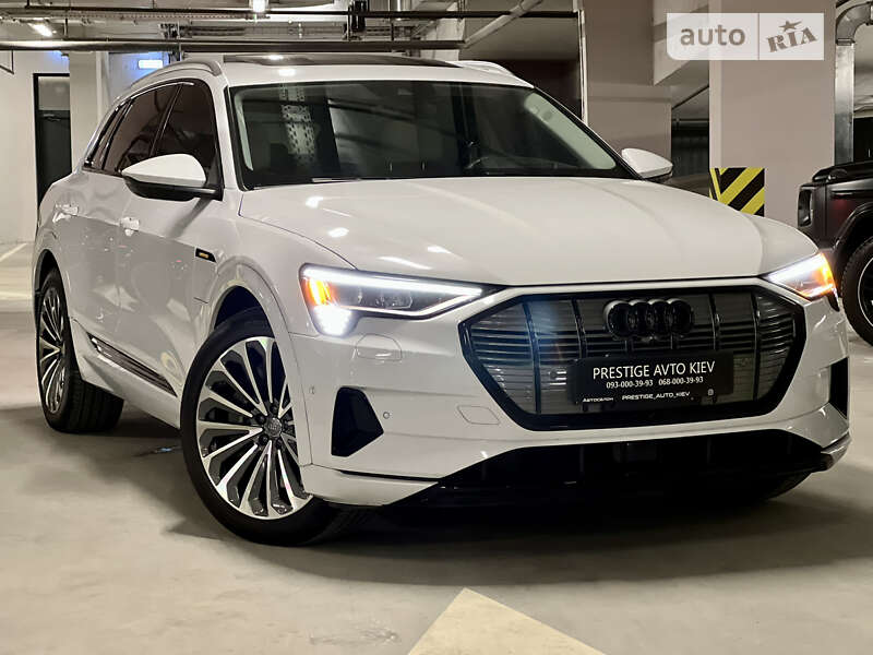 Audi E-tron (2019)