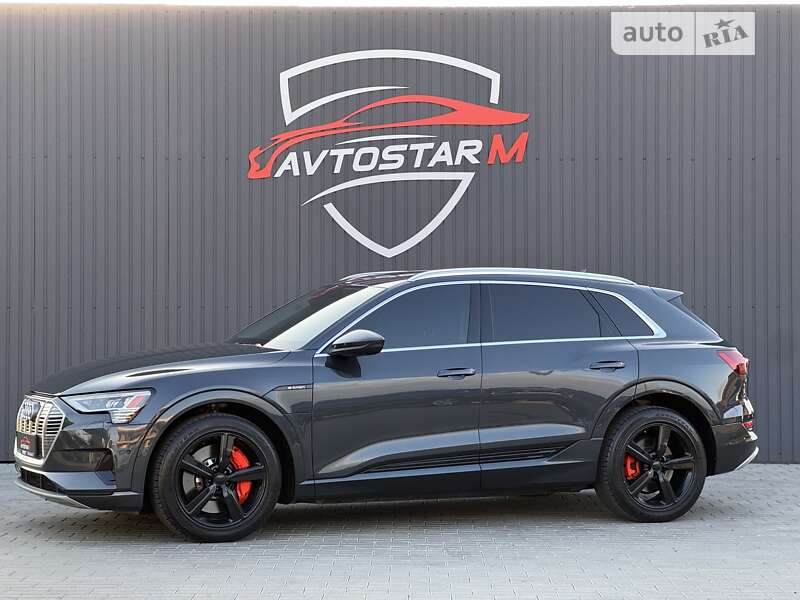 Audi E-tron (2019)