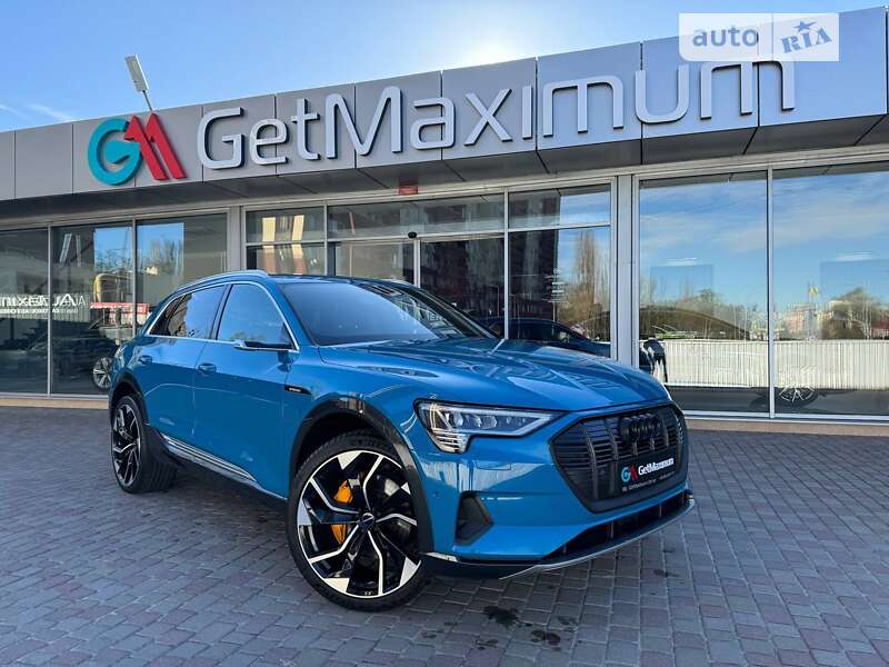 Audi E-tron (2019)