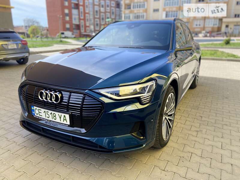 Audi E-tron (2019)