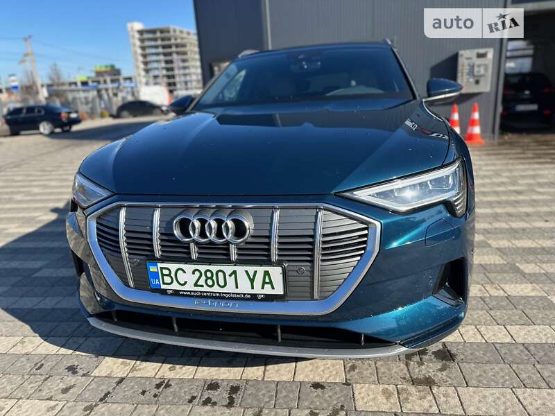 Audi E-tron (2019)