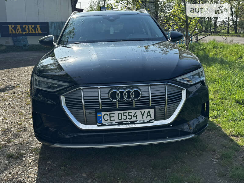 Audi E-tron (2019)
