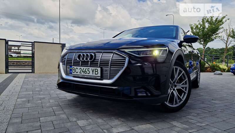Audi E-tron (2020)