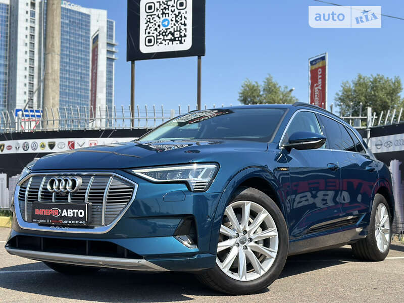 Audi E-tron (2020)