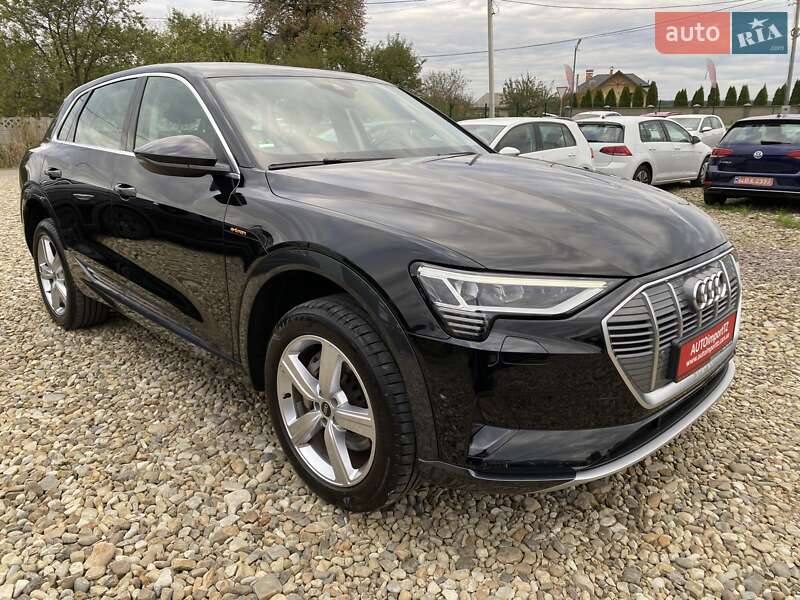 Audi E-tron (2022)