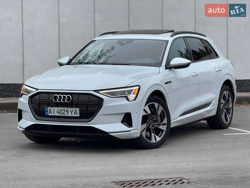 Audi E-tron (2020)