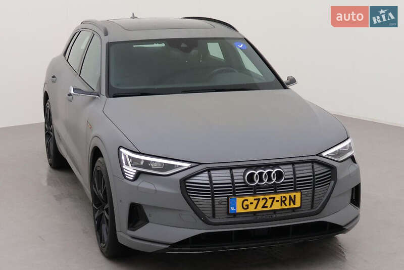 Audi E-tron (2019)