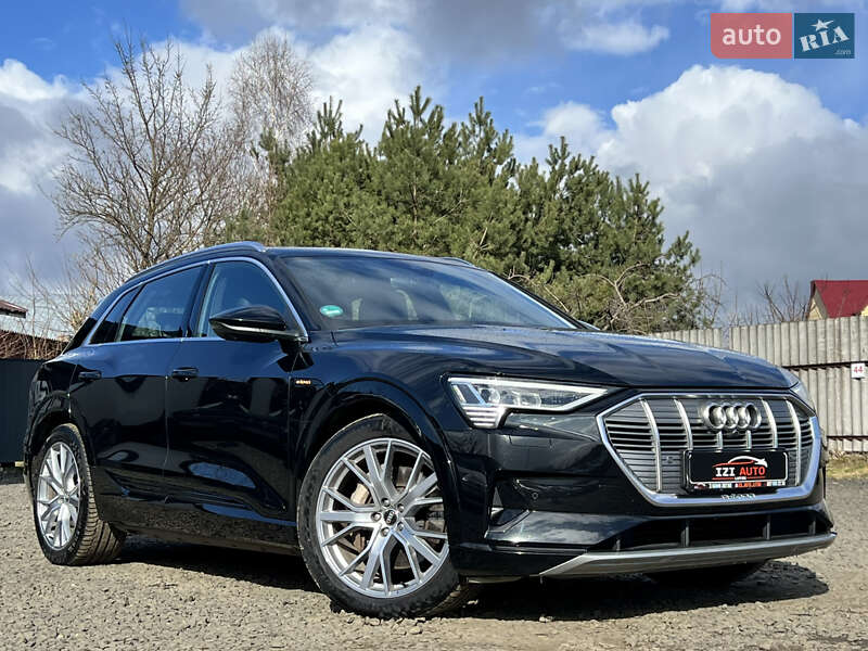 Audi E-tron (2019)