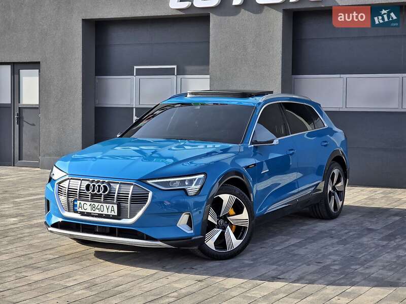 Audi E-tron (2019)