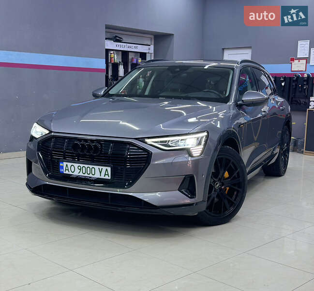 Audi E-tron (2019)