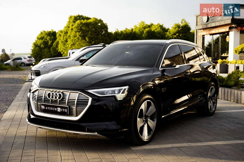 Audi E-tron (2019)