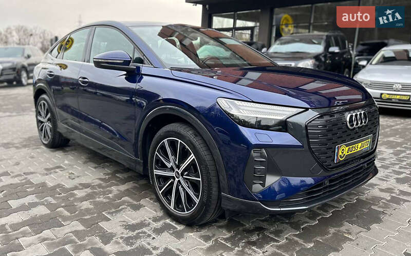 Audi Q4 e-tron (2021)