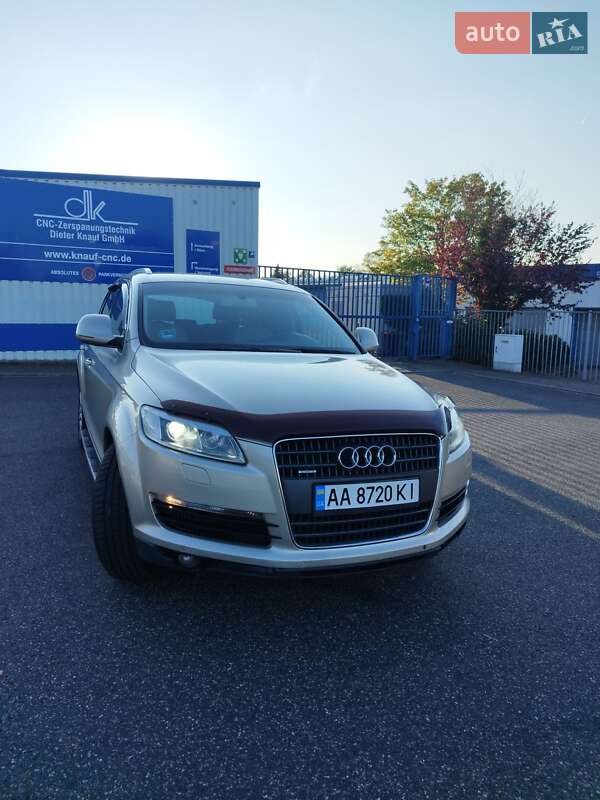 Audi Q7 (2007)