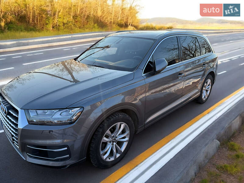 Audi Q7 (2017)