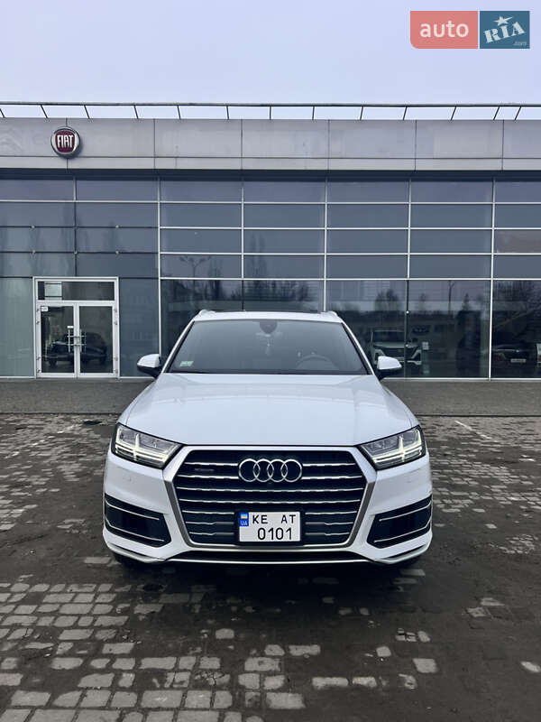 Audi Q7 (2019)