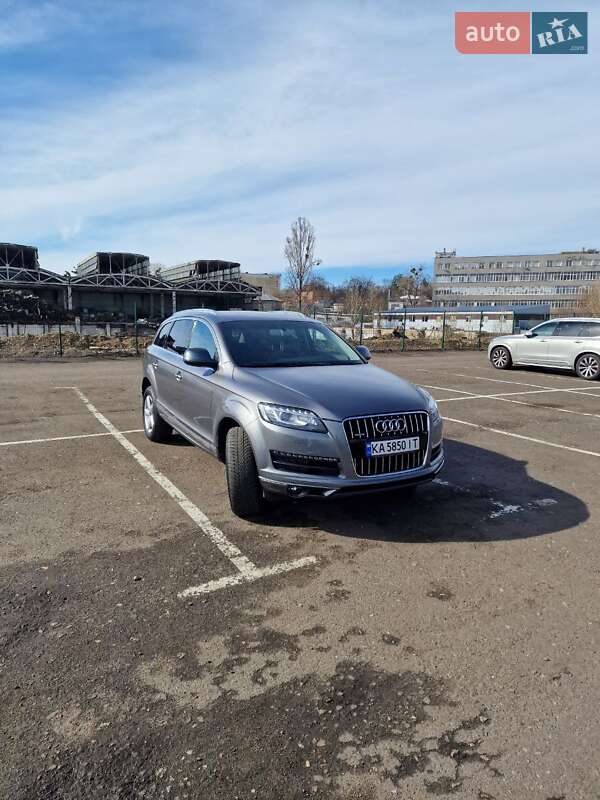 Audi Q7 (2013)