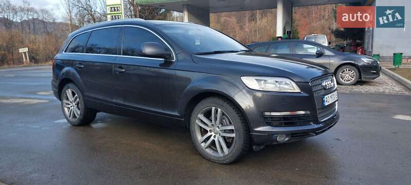 Audi Q7 (2006)