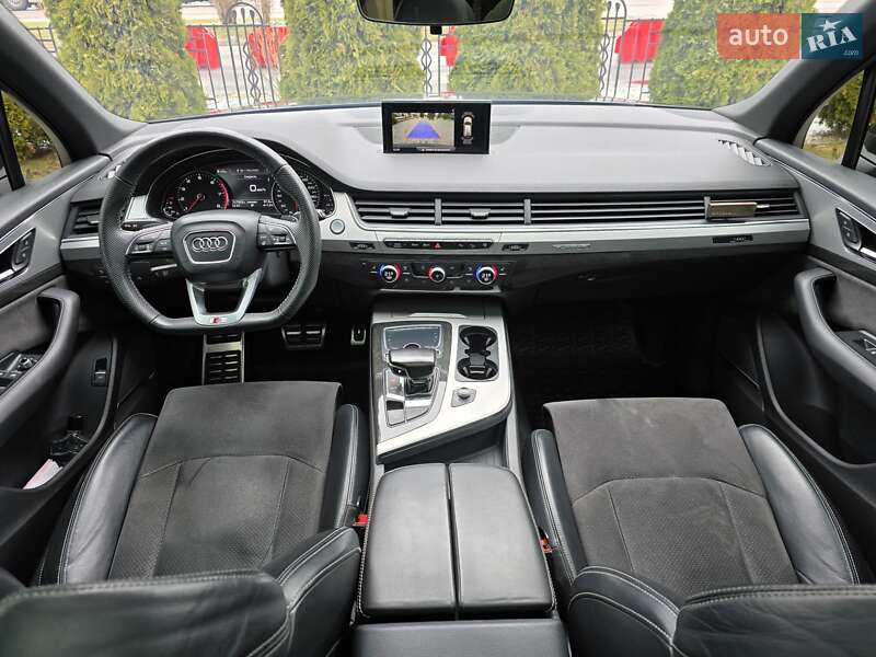 Audi Q7 (2016)