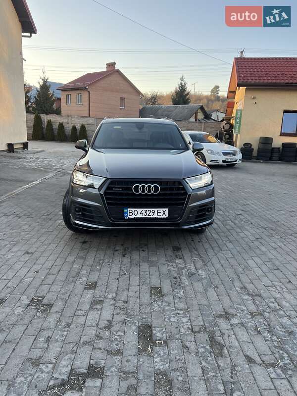 Audi Q7 (2019)