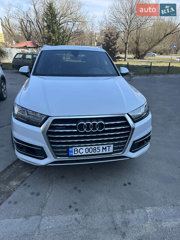 Audi Q7 (2018)