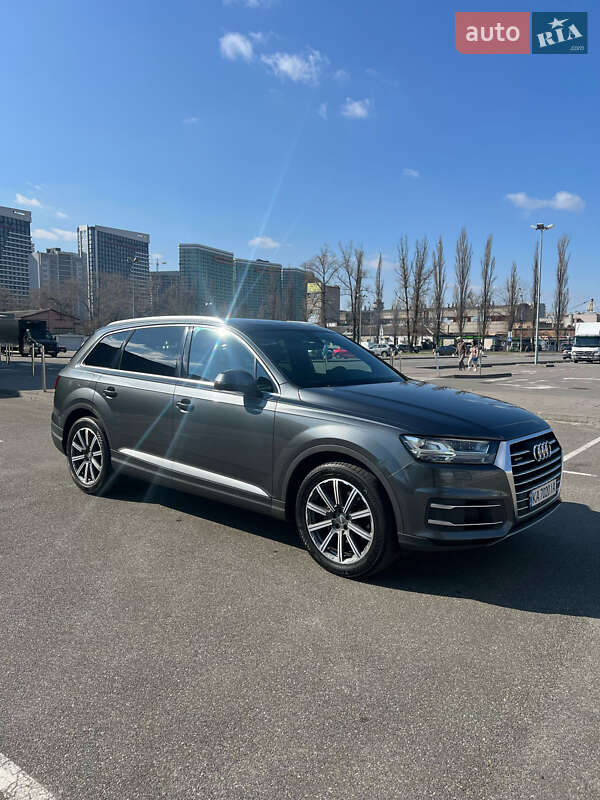 Audi Q7 (2017)