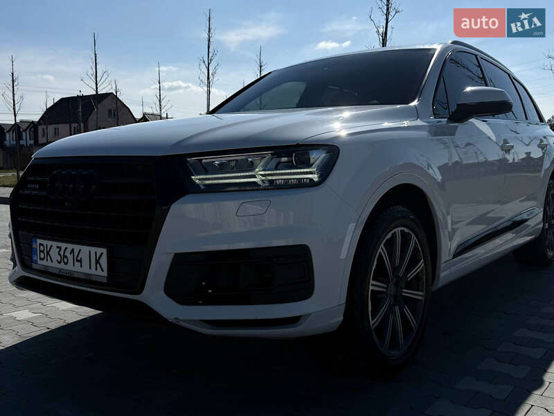 Audi Q7 (2016)