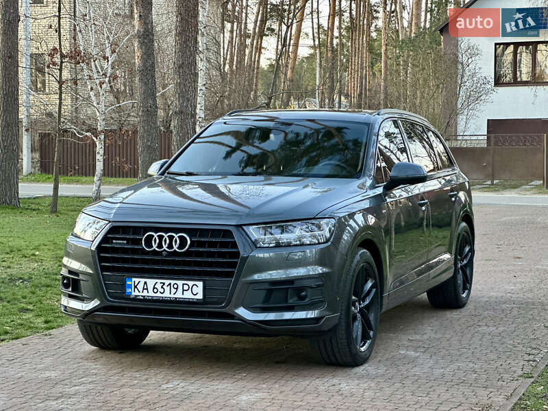 Audi Q7 (2017)